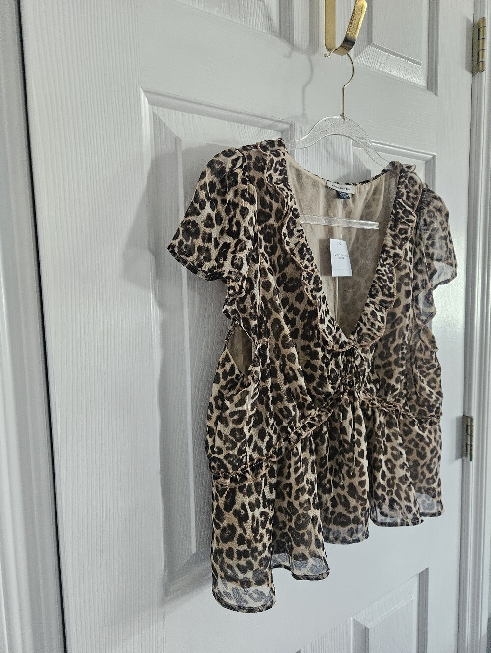 NWT AE American Eagle V-Neck Chiffon Babydoll Blouse- Leopard - Picture 4 of 9
